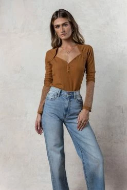 SINA Tops Jo Button Top In Camel