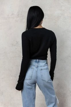 Wholesale π€© SINA Jo Button Top In Black Tops π 15 SINA Jo Button Top In Black Tops