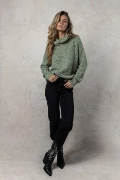 DREAMERS BY DEBUT Zoro Sweater In Green Tops