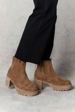 FREE SOUL/MIRACLE MILE Shoes Aubrey Boots In Camel