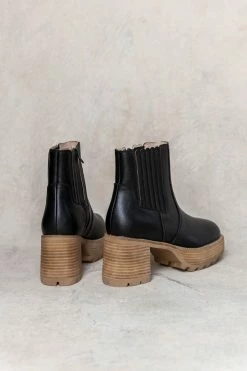 FREE SOUL/MIRACLE MILE Shoes Aubrey Boots In Black