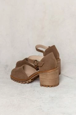 FREE SOUL/MIRACLE MILE Daniela Heels In Brown