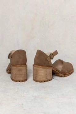 FREE SOUL/MIRACLE MILE Daniela Heels In Brown