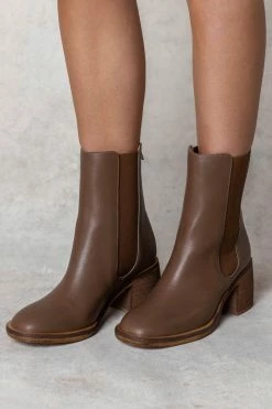FREE SOUL/MIRACLE MILE Olivia Ankle Boots In Brown Shoes