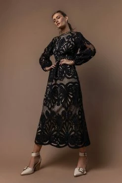 WELLMADE INC Geraldene Lace Dress In Black