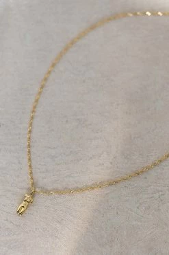 J&D JEWELRY Silhouette Necklace