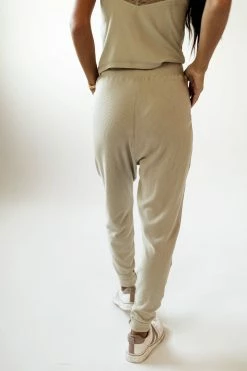 Discount β€οΈ SINA Aster Set Jogger - FINAL SALE π₯ 15 SINA Aster Set Jogger - FINAL SALE