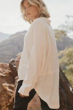 Hot Sale 🥰 LISTICLE Rosealie Oversized 👚 Shirt In Burgundy - FINAL SALE 🤩 28 LISTICLE Rosealie Oversized Shirt In Burgundy - FINAL SALE