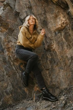 SINA Toni Cropped Jacket - FINAL SALE