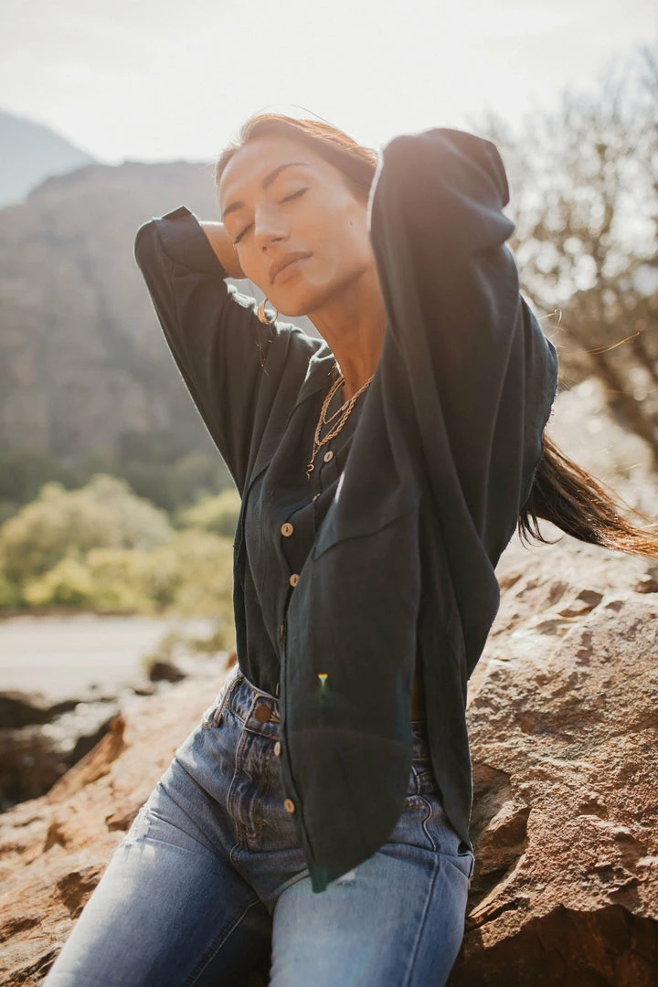 Hot Sale 🥰 LISTICLE Rosealie Oversized 👚 Shirt In Burgundy - FINAL SALE 🤩 12 LISTICLE Rosealie Oversized Shirt In Burgundy - FINAL SALE