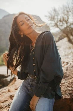 Hot Sale 🥰 LISTICLE Rosealie Oversized 👚 Shirt In Burgundy - FINAL SALE 🤩 24 LISTICLE Rosealie Oversized Shirt In Burgundy - FINAL SALE