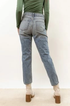 CELLO JEANS Bohme Mom Jeans In Light Wash - FINAL SALE