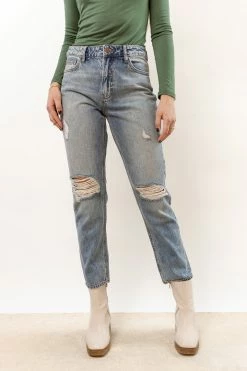 CELLO JEANS Bohme Mom Jeans In Light Wash - FINAL SALE