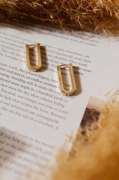 LA RADIANT VAL JEAN GLOBAL Jewelry Ola Hoop Earrings