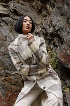 QIZHEN Tops Jovie Plaid Coat