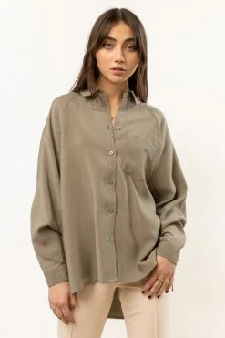 FUN 2 FUN Edward Button Down In Sage