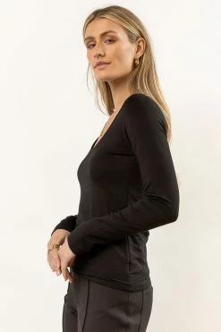 WASABI + MINT New Arrivals Luffy Top In Black