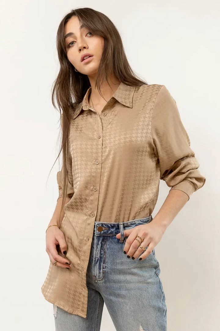 Wholesale π LIME N CHILI Scout Button Down In Tan - FINAL SALE π 2 LIME N CHILI Scout Button Down In Tan - FINAL SALE