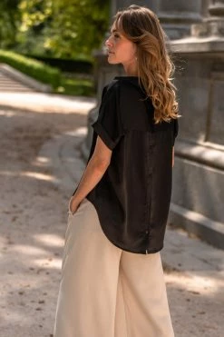 Mustard Seed Stacy Blouse In Black - FINAL SALE