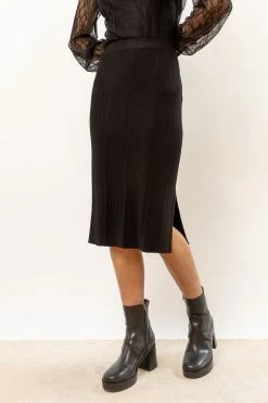 Vero Moda Shea Skirt In Black - FINAL SALE