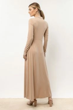 ZOE + CLAIRE Alani Maxi Dress