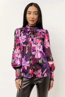 ZOE + CLAIRE Tops Amiah Floral Blouse