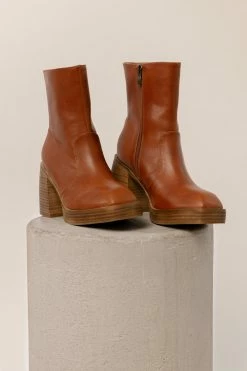 BEAST FASHION Foster Heeled Boots In Brown