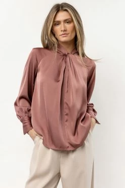 AARON & AMBER Charli Blouse In Mauve New Arrivals