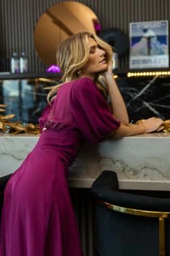 AARON & AMBER Ellie Chiffon Midi Dress In Magenta