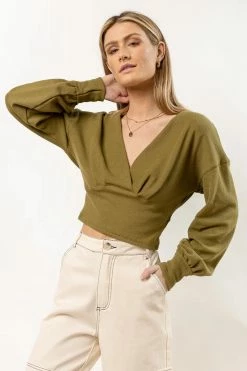 Brand new π₯ Mustard Seed New Arrivals Equinox Sweater In Green π 7 Mustard Seed New Arrivals Equinox Sweater In Green