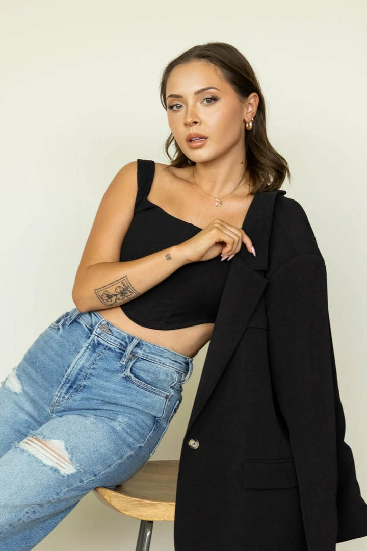 Deals π― EDIT BY NINE Jan Cropped Tank In Black - FINAL SALE β 1 EDIT BY NINE Jan Cropped Tank In Black - FINAL SALE