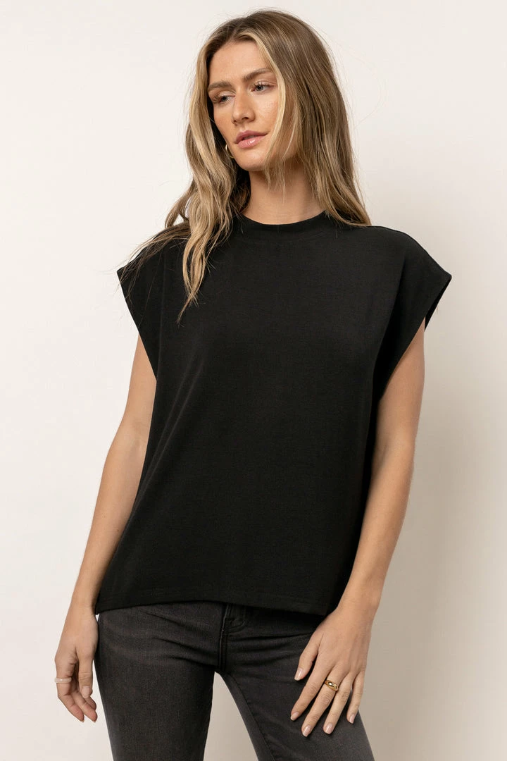 Budget β€οΈ SINA Greta Muscle Tee In Black New Arrivals π 4 SINA Greta Muscle Tee In Black New Arrivals