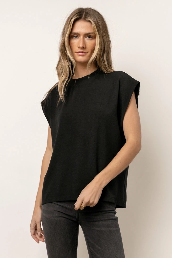 Budget β€οΈ SINA Greta Muscle Tee In Black New Arrivals π 1 SINA Greta Muscle Tee In Black New Arrivals