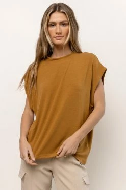 SINA Greta Muscle Tee In Camel