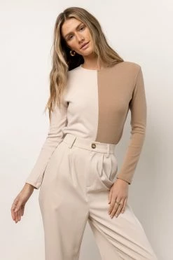 THINGS BETWEEN Haisley Color Block Top