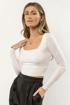 FINAL TOUCH COLLECTION Kamryn Crop Top In Ivory