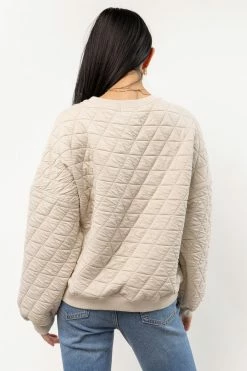 THINGS BETWEEN Mika Quilted Pullover