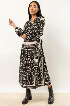 QIZHEN New Arrivals Porter Wrapped Midi Dress