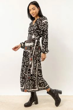 QIZHEN New Arrivals Porter Wrapped Midi Dress