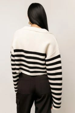 CRESCENT Rylee Cropped Sweater In Ivory Tops