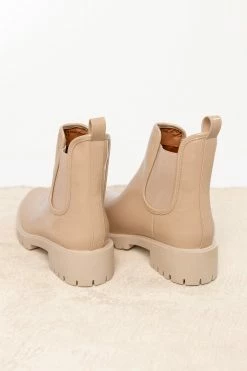 BEAST FASHION Twilight Boots In Nude
